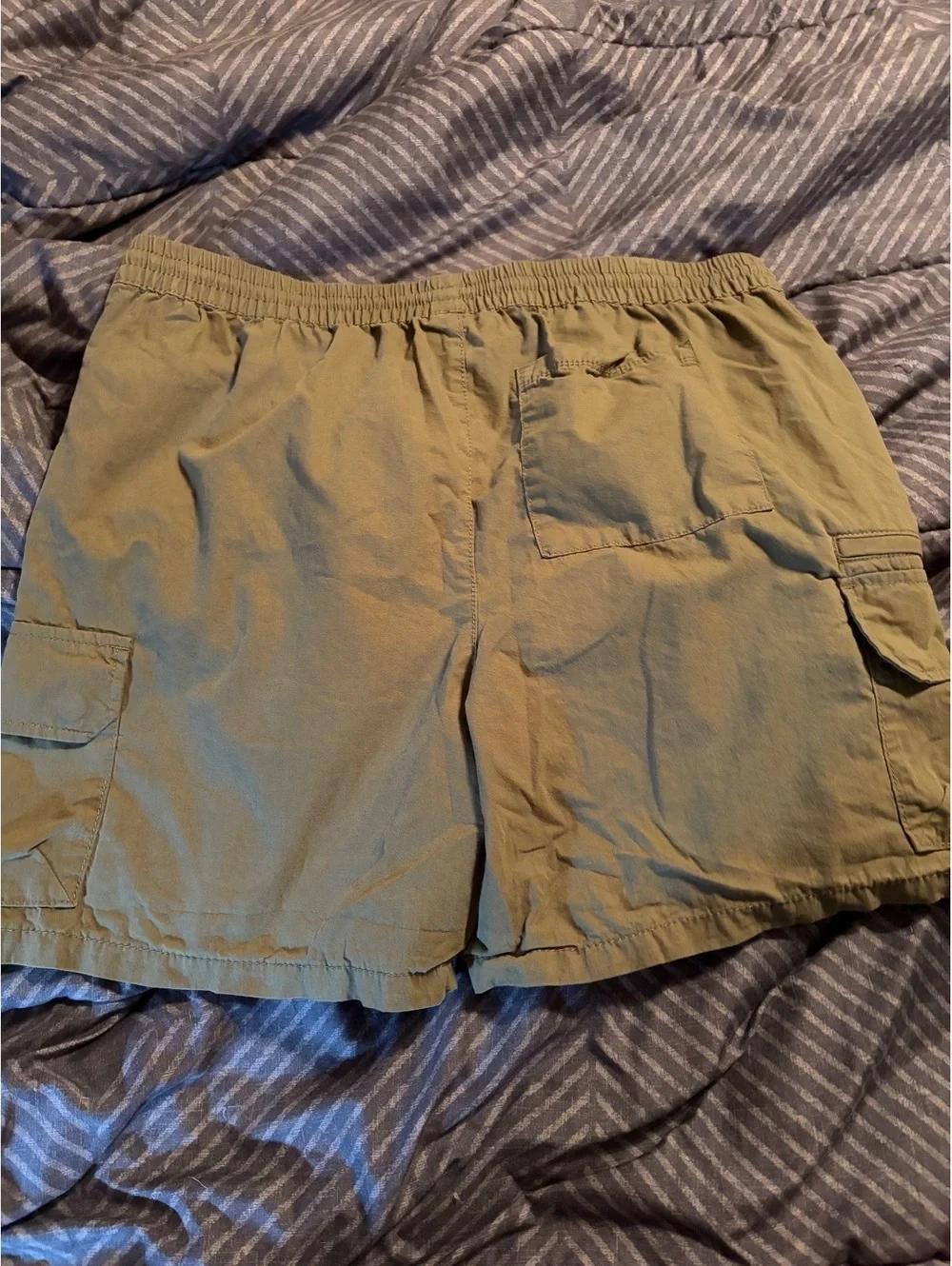 No Boundaries Olive Green Cargo Shorts Size L (36-38)